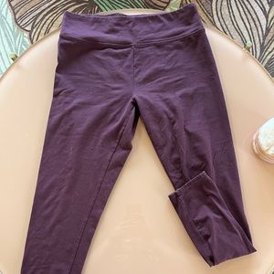 Maroon aerie leggings